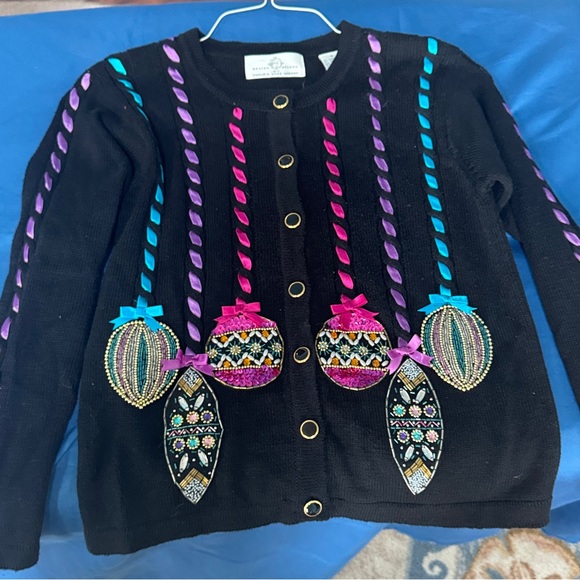 New.  Beautiful colors of Christmas Ornaments.  Ribbons and sequins. - Picture 4 of 12